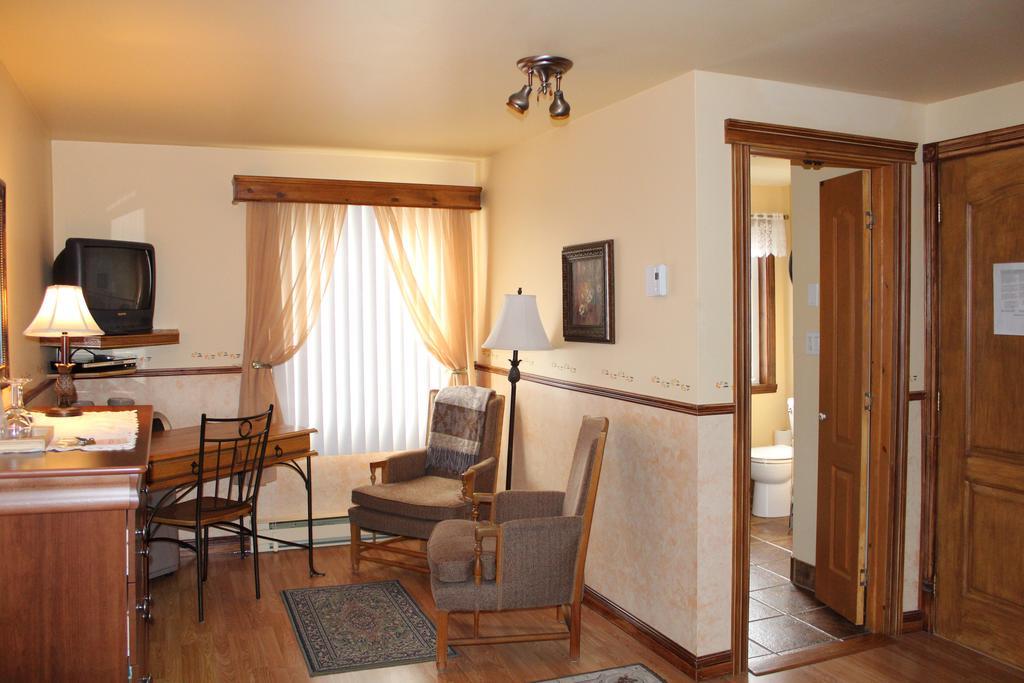 La Maison Dufour & Bouchard Bed & Breakfast La Malbaie Exterior foto